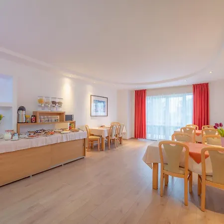 Pension Cluj ゲストハウス 3*