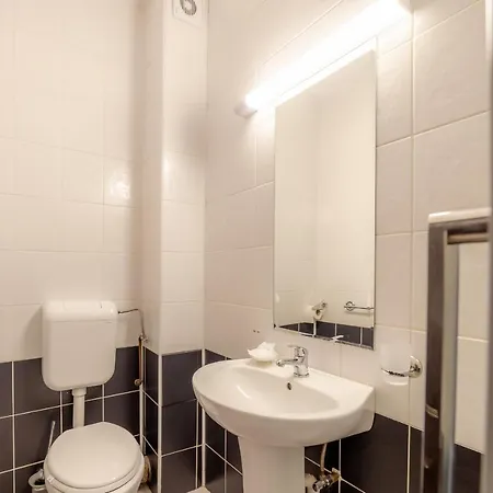 Pension Cluj Konukevi Kaloşvar
