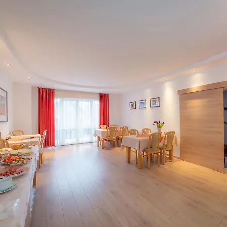Pension Cluj 3* クルージュ＝ナポカ