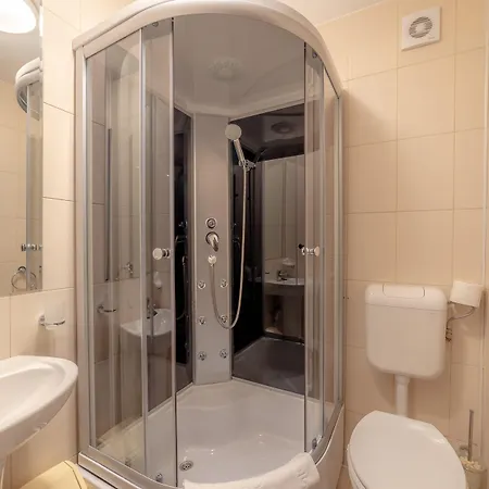 ゲストハウス Pension Cluj クルージュ＝ナポカ