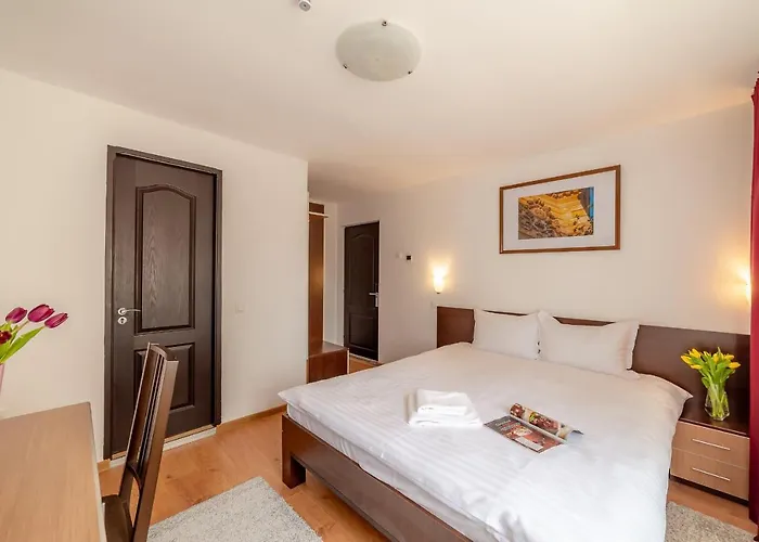 Pensión Pension Cluj 3*